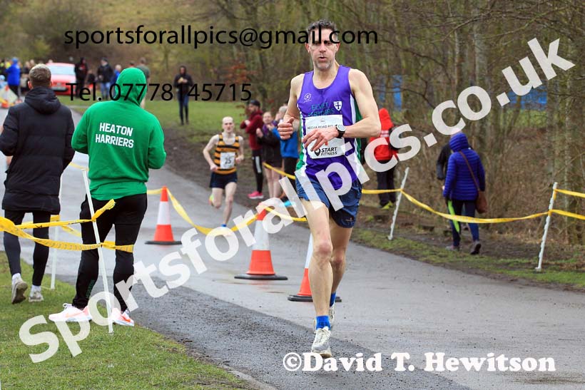 Senior Men and Veterans (Over 40s), 2023 NECAA Royal Signals Relays, Hetton le Hole, County Durham. Photo: David T. Hewitson/Sports for All Pics